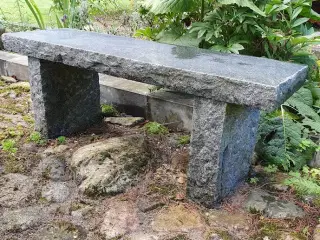 Havebænk, granit