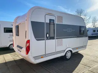 HOBBY 400 SFE DE LUXE