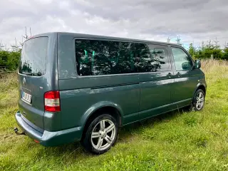 VW Caravelle 2,5 TDI comfortline 9 PERSONBIL