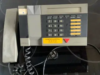 Bord telefon