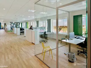 Nyopført lager- og kontorlejemål til leje 6615 m²