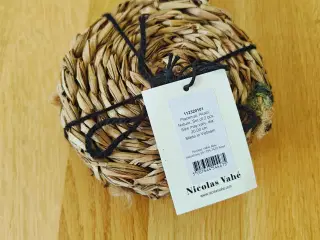 4 styks Nicolas Vahé bordskåner