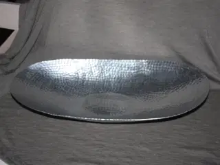 Design metal skål 51,5 cm x 25,5 cm