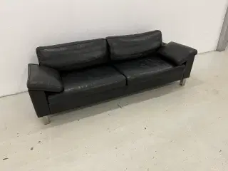 Mogens Hansen MH995 3 Pers.Sofa i sort prestige.