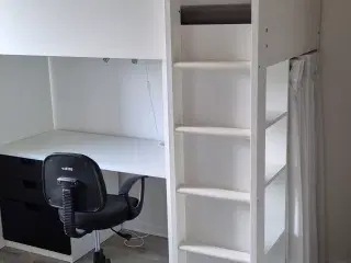 Højseng inkl. stol og lampe
