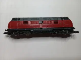 Arnold Rapid Spor N Diesel Lokomotive model 0202