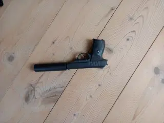 Lille Hard Ball pistol
