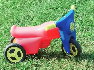 Dantoy scooter 