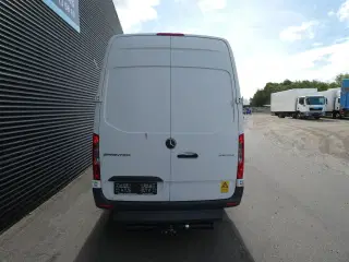 Mercedes-Benz Sprinter 316 2,1 CDI A2 H2 RWD 163HK Van Aut.