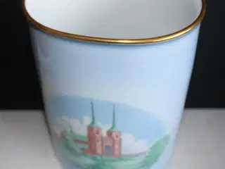 Vase med Roskikde Domkirke og Dybbel Mølle