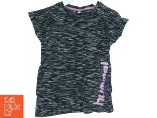 T-shirt fra Hummel (str. 128 cm)