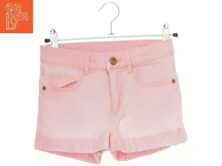 Lyserøde shorts til børn fra H&M (str. 134)