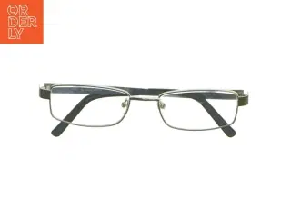 + 1,5 Rektangulære læsebriller (str. 14,5 cm)