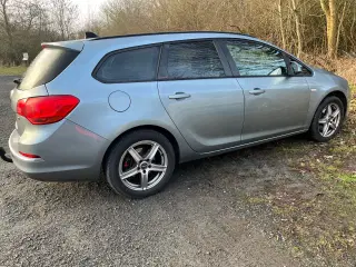 OPEL Astra stc ECO 1,6 cdti