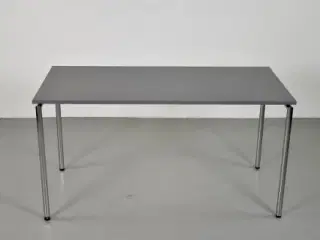 Four design klapbord med grå bordplade