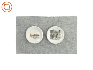 Tallerkener (2 stk.) fra Ukendt (str. Ø:13cm)
