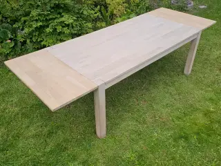 Stort Spisebord Med Udtræksplader – God Stand