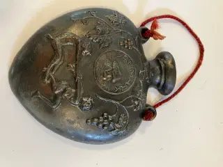Dekorativ jernvase
