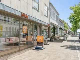 Butik til leje i 8660 Skanderborg