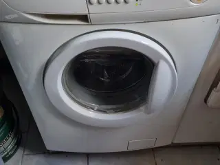 Vaskemaskine og tørretumbler Zanussi