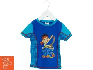 Børne UV-bluse med piratmotiv fra Disney (str. 104)