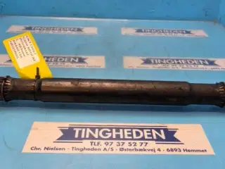 Case 8010 Drivaksel L. 84440156