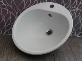 Rund emalje vask hvid.