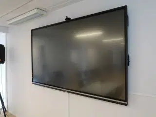 Fjernsyn VIEWSONIC med fjernbetjening samt kamera LOGITECH