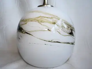 Sakura bordlampe fra Holmegaard
