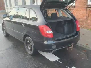 Skoda 1, 4 benzin  træk 245100km 2008