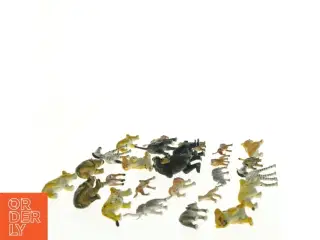 Samling af dyrefigurer