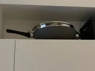 Flot wokgryde og gryde med låg