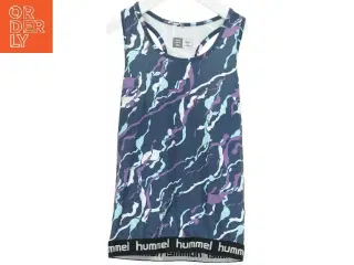 Sportstanktop fra Hummel (str. 128)