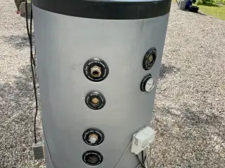 Solvarme beholder
