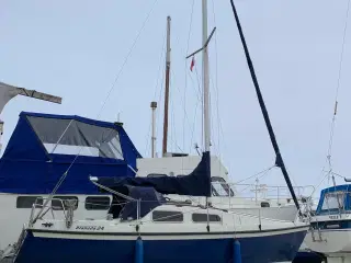 Granada24, Sejlbåd