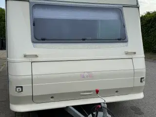 2000 Adria Unica 462 DP / Med Isabella Fortelt