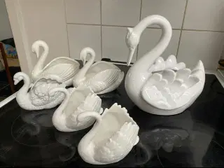 Pynte svaner i porcelæn