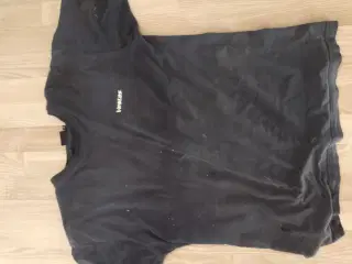 KØBES: 2 brugte Vestas T-shirts - 75  kr/stk