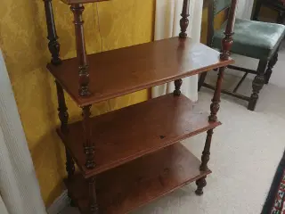 Flot gammel etagere