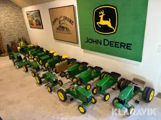 Pedal - Traktor “Metal modeller" 19 stk John Deere
