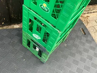 3 Arla kasse sælges samletI