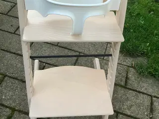 Den flotteste stokke trip trap stol i White Wash