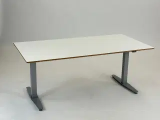 Hæve-/sænkebord - DubaB8