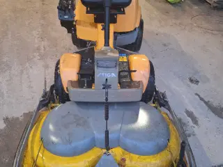 Stiga Park 16 . motor 17.5 briggs&stratton 