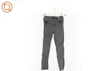Jeans fra H&M (str. 128 cm)