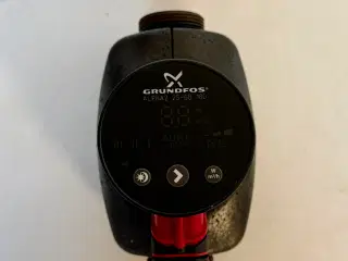 Grundfos Alpha 2 25-60 180 sælges.  