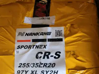 255 / 35 ZR 20