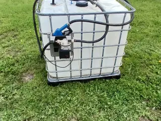 Palletank med pumpe 