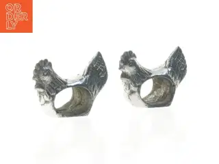 Sølvfarvede Hønse servietringe med høne figurer (str. 7 x 4 x 3 cm)