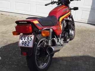Honda CB 900 I flot stand 1983  49000.- 